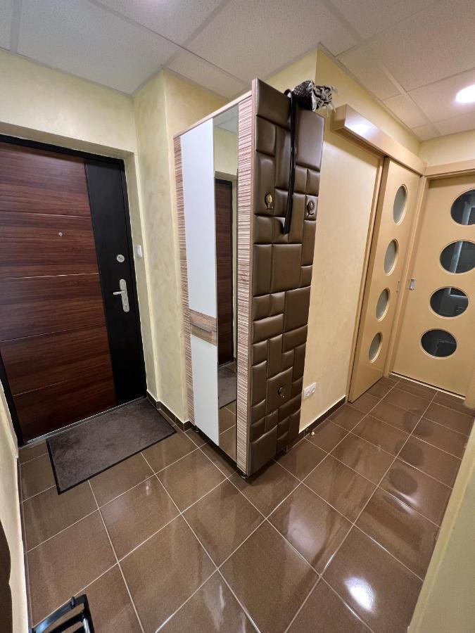 شقة Parizsi Udvar Premium Apartman ديبريتْسين المظهر الخارجي الصورة