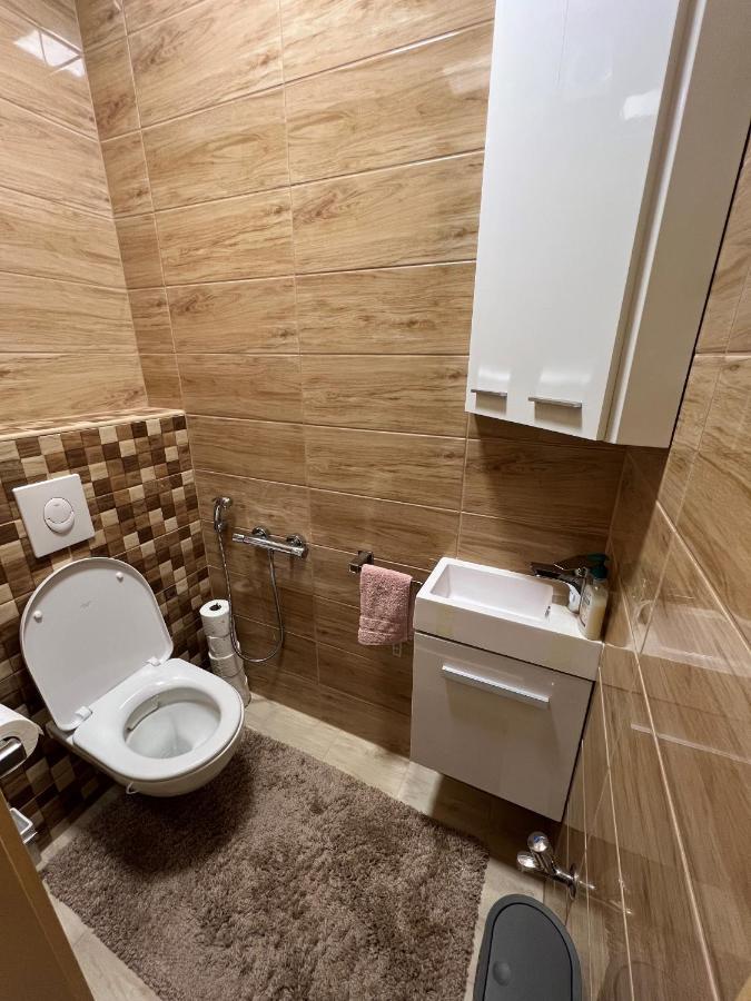 شقة Parizsi Udvar Premium Apartman ديبريتْسين المظهر الخارجي الصورة